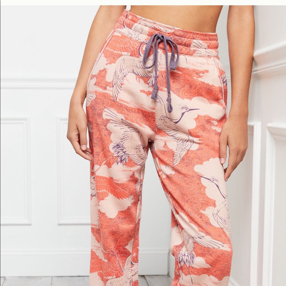 NWT - Camilla Jogger - Picture 2 of 9